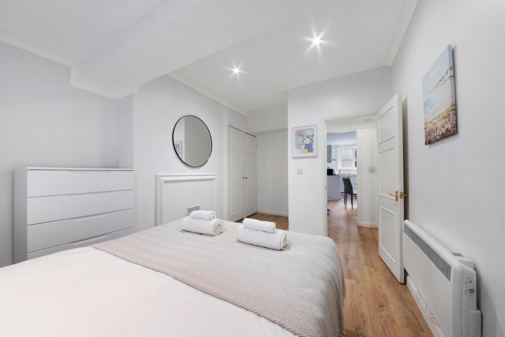 2 Bed Piccadilly Apartment 4 London Exterior photo