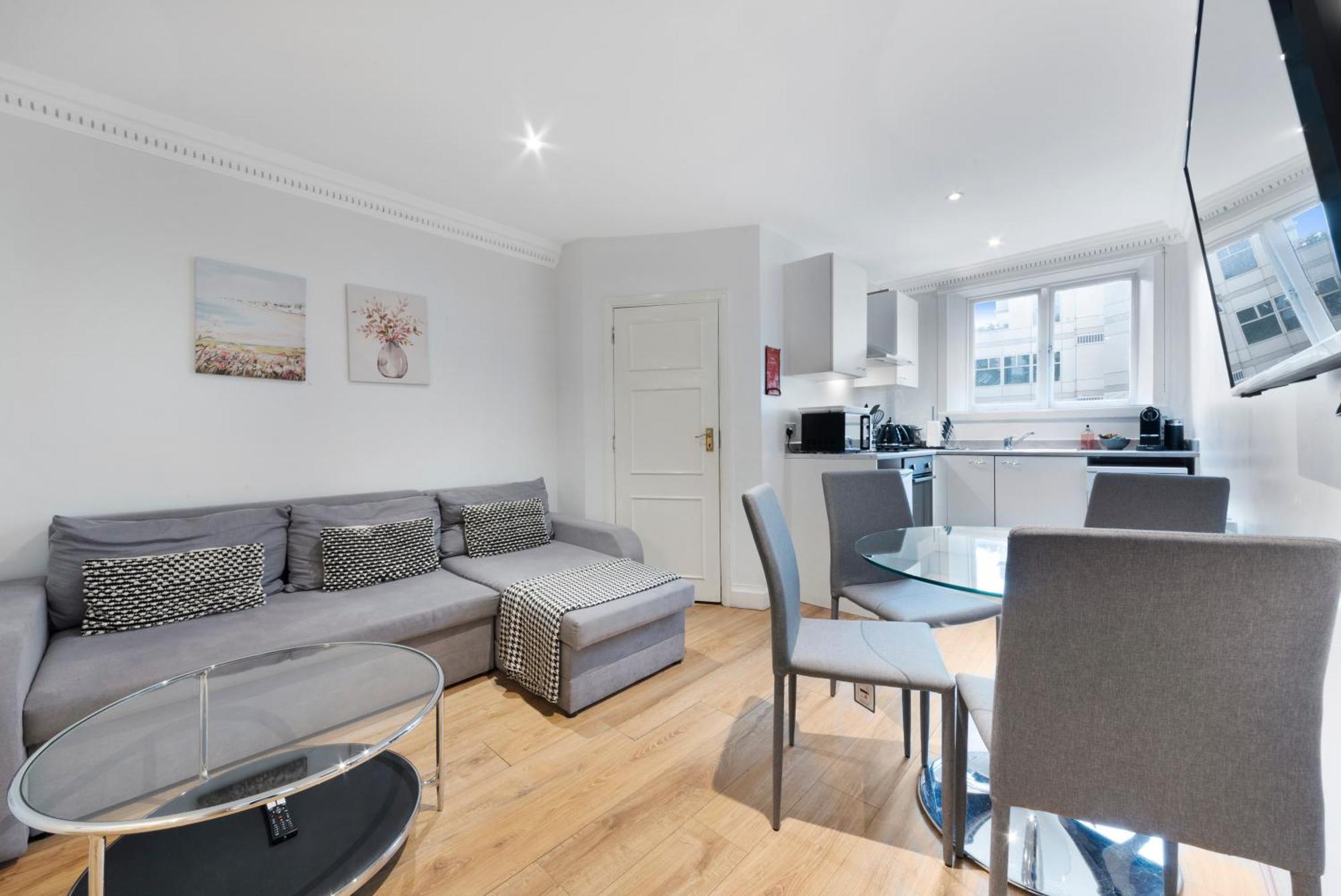 2 Bed Piccadilly Apartment 4 London Exterior photo